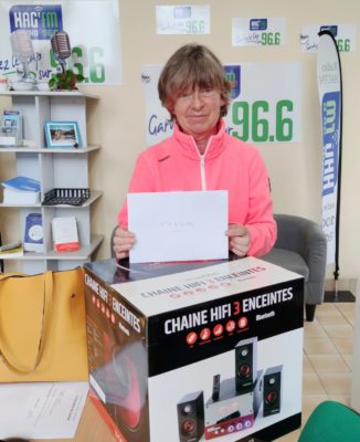 Valérie remporte une chaine hifi !