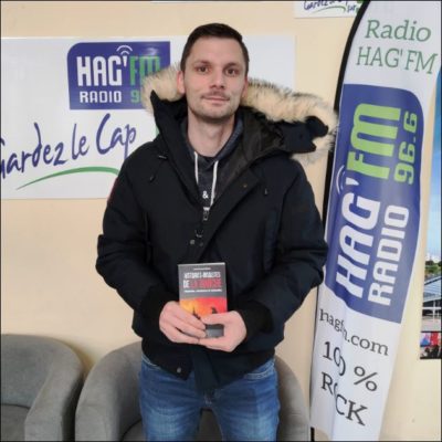 Félix remporte le livre “Histoires insolites de la Manche”